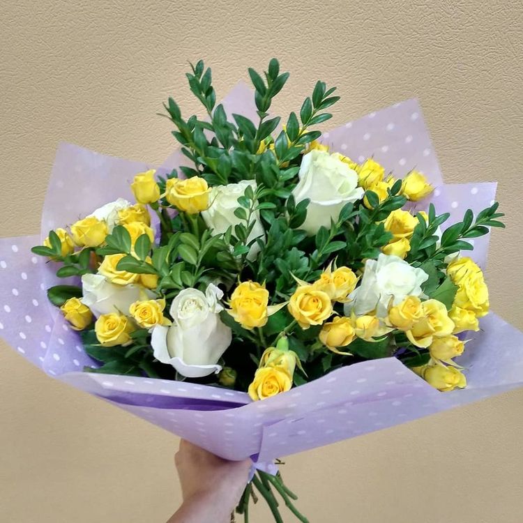 Букет №346 из кустовых роз